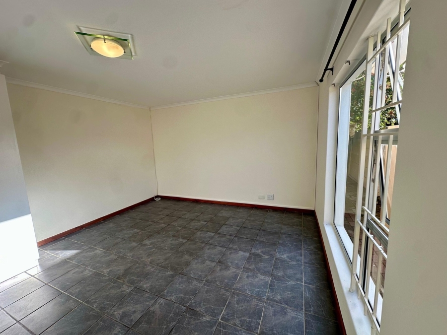 To Let 2 Bedroom Property for Rent in West Beach Western Cape